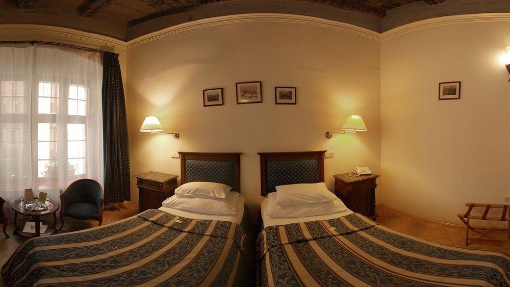 Elite Otel 4*
