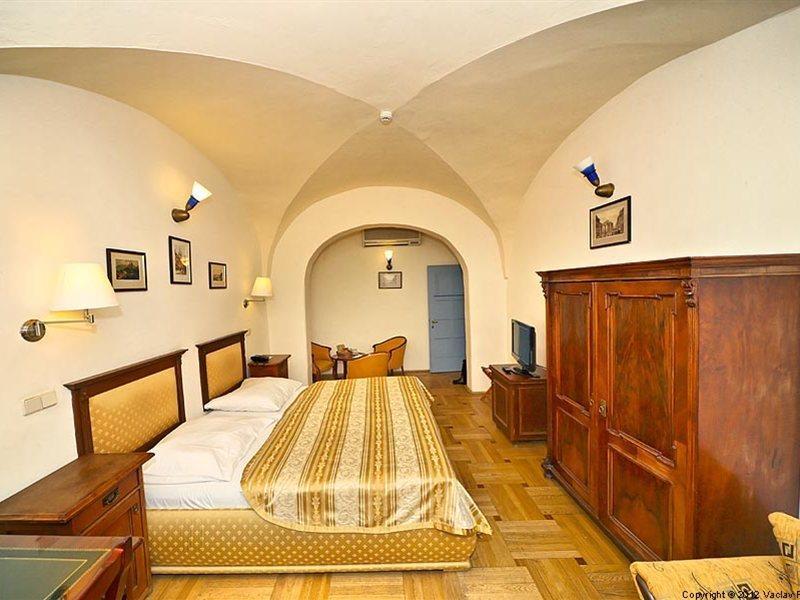 Otel Elite Prag