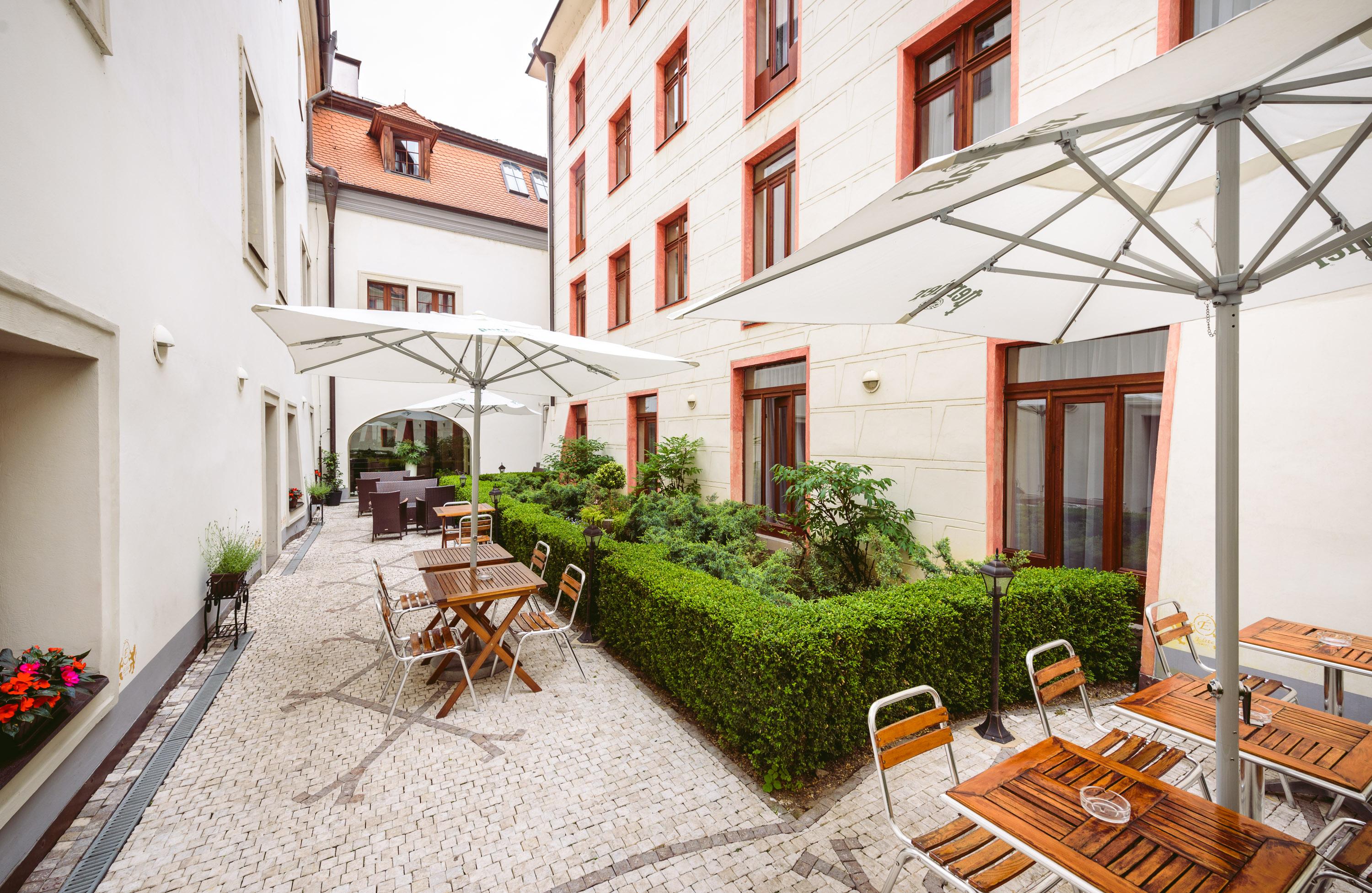 Elite 4* Prague